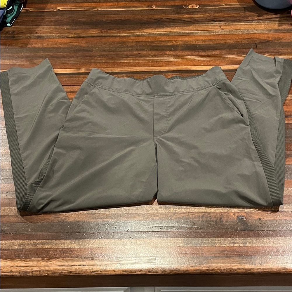 Athleta Brooklyn Ankle Pants- Olive Green